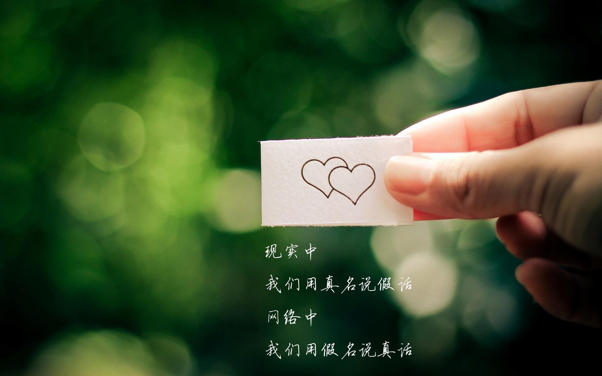 叶夫根尼娅·奇库诺娃冲线瞬间点燃赛场，叶夫根尼·奇吉舍夫