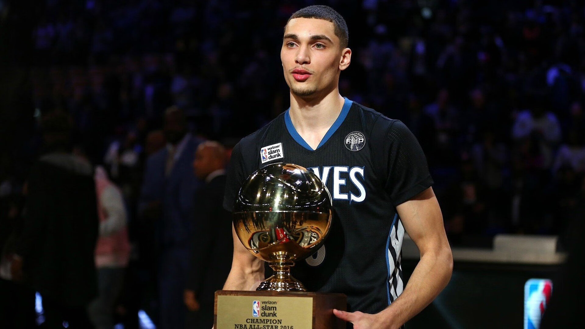 “英超联盟火力全开，争夺榜首越发激烈”，英超联盟官网